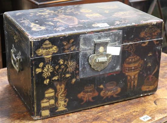 A Chinoiserie box W.44cm